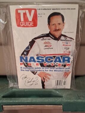 Nascar Preview Guide - Blue and White Cover